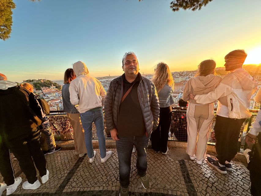Lisbon: Private Tuk-Tuk City Tour With Local Guide - Graça and Senhora do Monte: viewpoints with real neighborhood texture