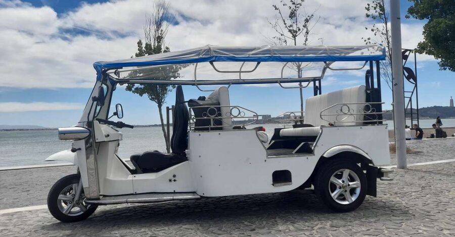 Lisbon: Private Tuk-Tuk Tour for 2 hours - Starting at Hard Rock Cafe: Your 2-Hour Rhythm