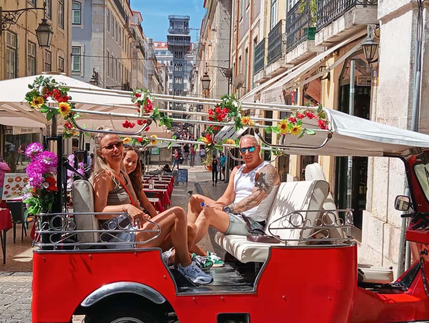 Lisbon: Private Tuk-Tuk Tour of Old Town & Scenic Viewpoints - Miradouro de Santa Luzia: when the streets suddenly open up