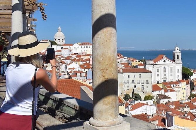 Lisbon-Private Tuk Tuk Tour With Free Hotel Pickup & Drop off - Getting started: Praça Luís de Camões to your first viewpoint