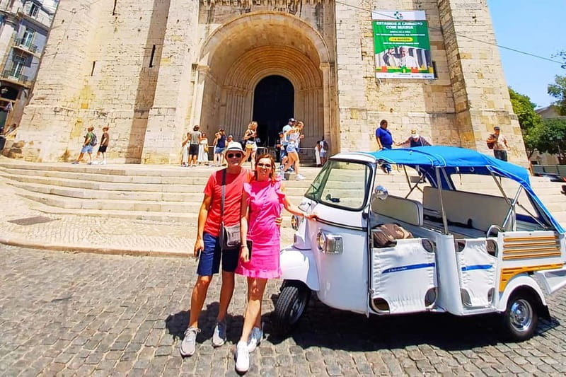 Lisbon: Private Tuk-Tuk Tour with Local Guide - Key highlights worth your attention