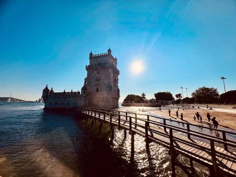 Lisbon: Private Tuk Tuk Tour with Polaroid Photos - Viewpoints that matter: Santa Luzia, Portas do Sol, and Senhora do Monte