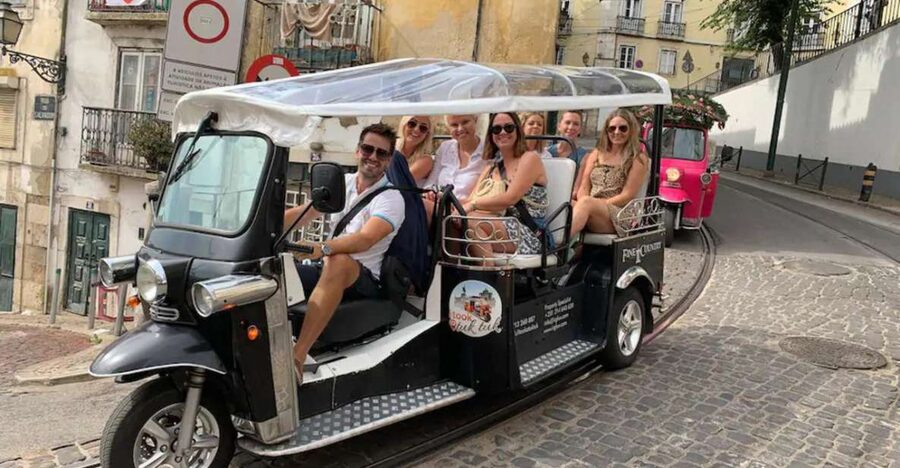 Lisbon: Private Tuk-Tuk Tour - Meeting at Time Out Market: where the tour actually starts