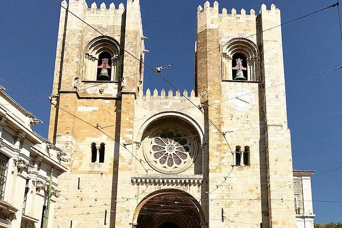 Lisbon - Private Vintage Tuk Tour with Hotel Pickup - The Guide Experience: Why Names Like Marco and Diogo Matter