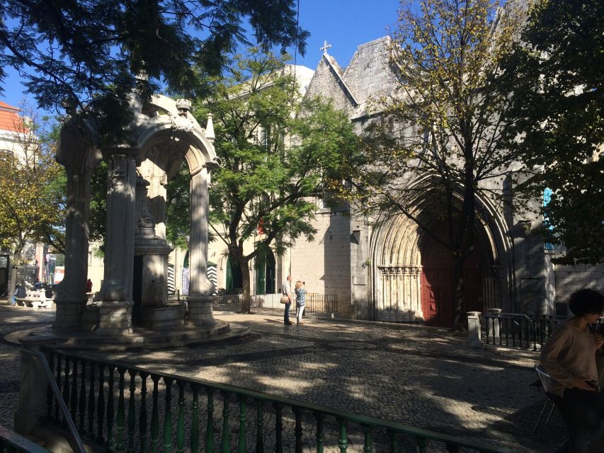Lisbon: Private walking tour - Santa Justa Lift: The Clue to Lisbon’s Hills