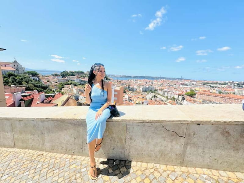 Lisbon: Priver Guided Tuk Tuk Tour With Hotel Pickup - Viewpoint speed-run: Santa Luzia and Porta do Sol
