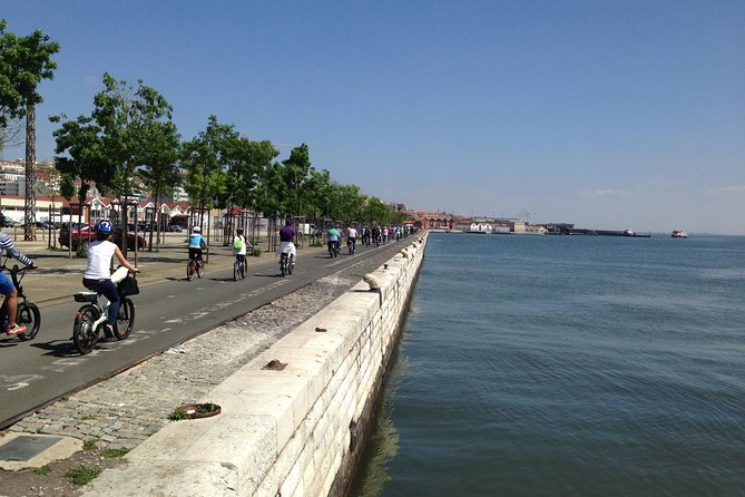 Lisbon Regular or Electric Bike Rental - Why Lisbon by E-Bike Beats Walking Up the Hills