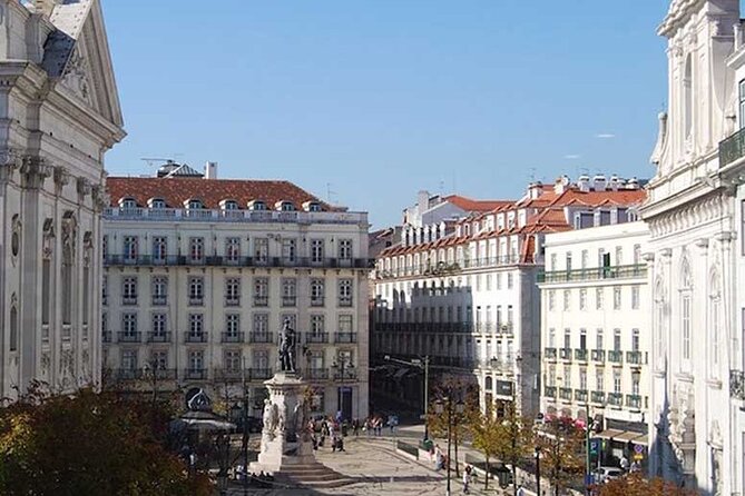 Lisbon Revelation Tour - How the route feels: from Terreiro do Paço to Castle Hill views