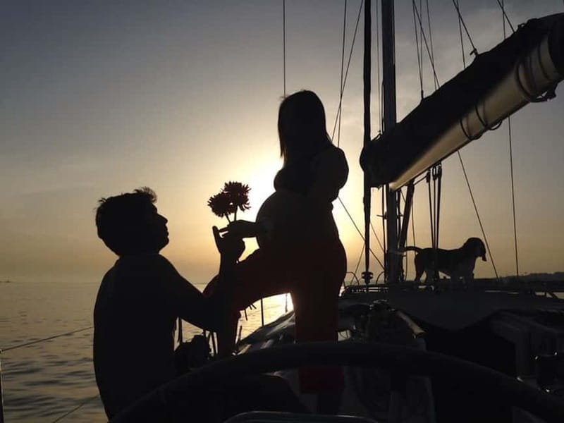 Lisbon: Romantic Cruise with Wine & Portuguese Tapas - Quick hits: what makes this Lisbon cruise special
