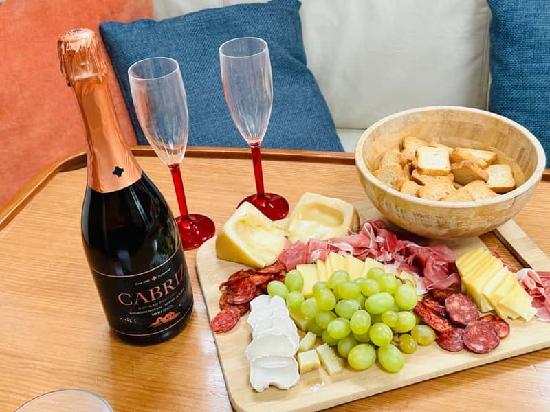 Lisbon: Romantic Cruise with Wine & Portuguese Tapas - The Belém stretch: Tower views with real wind in your hair
