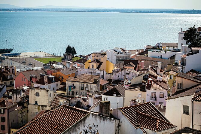Lisbon's 7 Hills on Tuk-Tuk - Assembleia da República: Parliament with a monastery past