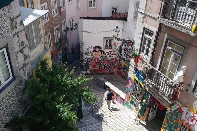 Lisbon's Kickstart Tour with a Local - Miradouro Chão do Loureiro: a fast viewpoint with payoff