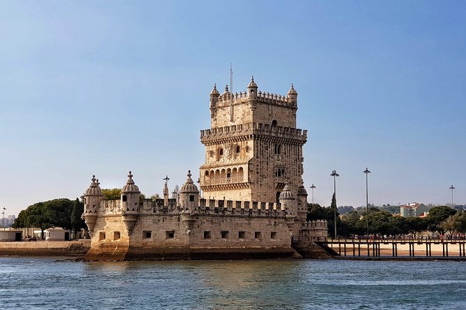 Lisbon’s Wonders – The capital Private Tour - Guide quality is the difference-maker: Tomás and Luís in the spotlight