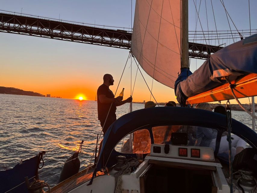 Lisbon: Sailboat Sunset Tour with a Drink - Museum of Art, Architecture and Technology: The Modern Contrast You’ll Appreciate