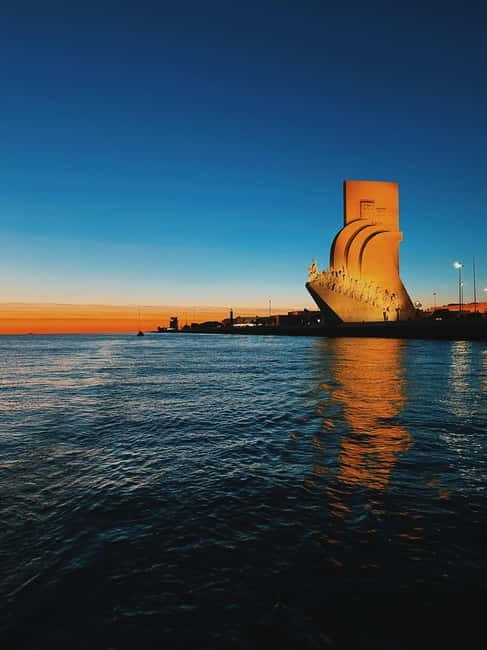 Lisbon: Sailboat Tour along the Coast,Sunset & Tasting - The Cruise Route: From the 25 de Abril Bridge to Old Lisbon Views