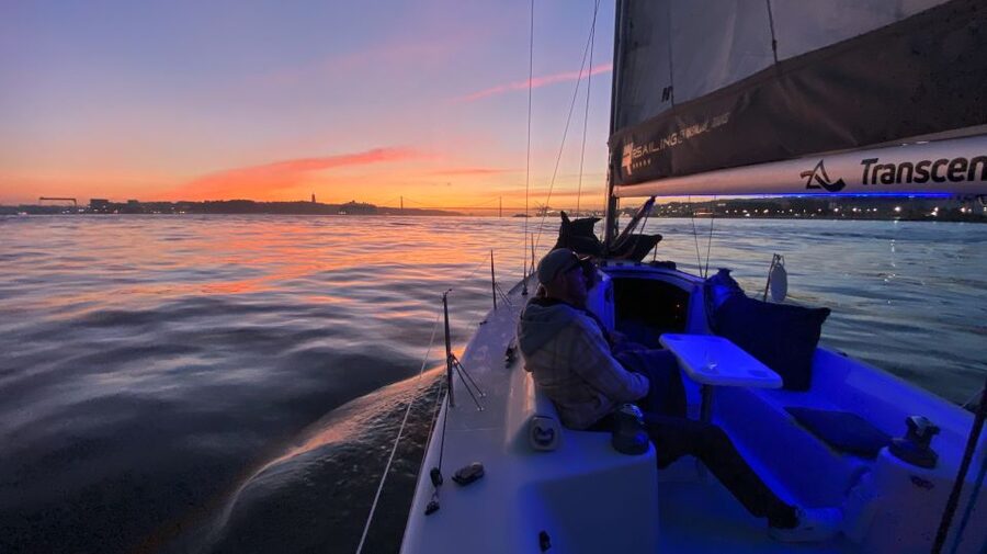 Lisbon: Sailboat Tour w/ Local Guide and Open Bar Green Wine - Key Things to Know Before You Go