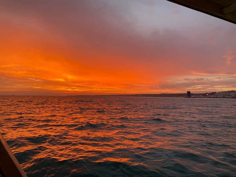 Lisbon: Sailing Boat Tour with Drinks & Pastel de Nata - Key highlights to look for