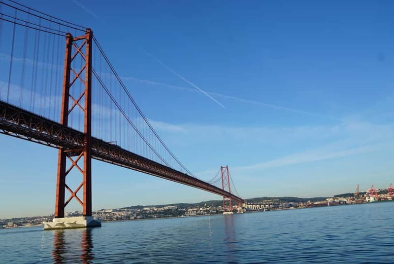 Lisbon: Sailing Boat Tour with Drinks & Pastel de Nata - Crew stories and landmark facts: how to get more out of the ride