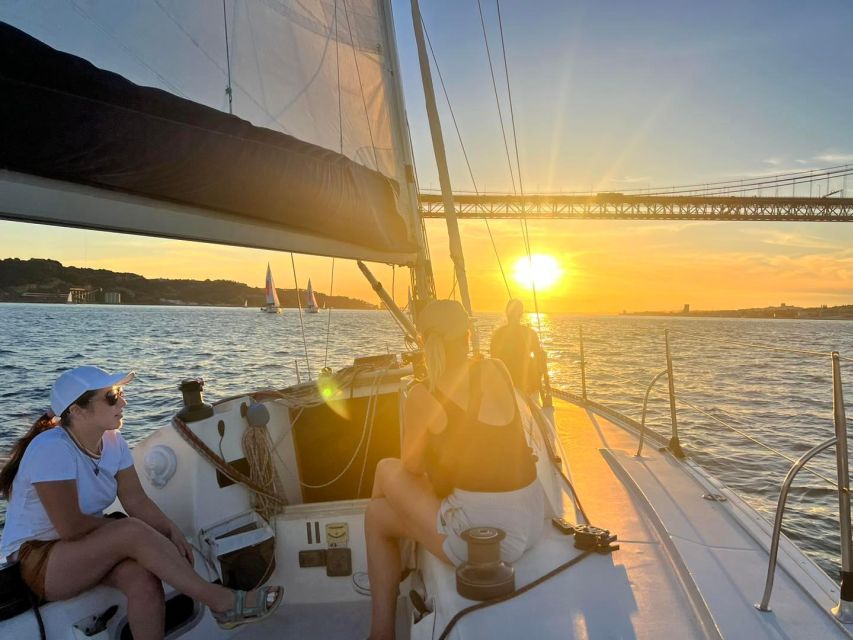 Lisbon: Sailing Sunset - Ponte 25 de Abril, Cacilhas, and the Cristo Rei side-story