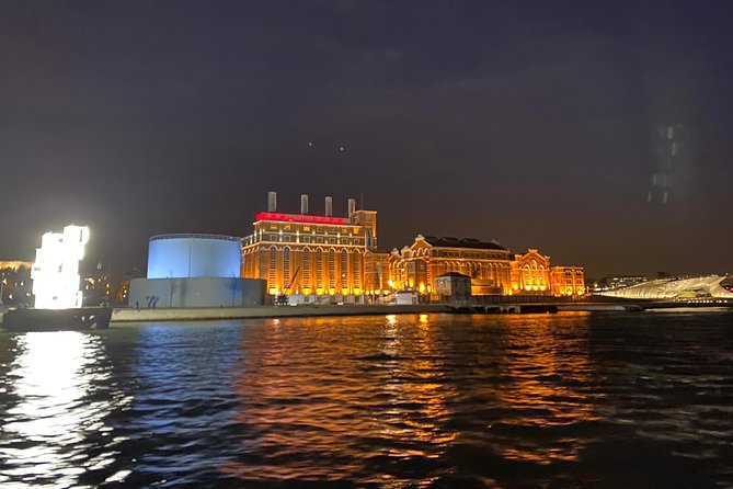 Lisbon: Sailing Tour by Night - Commerce Square and Saint George Castle: The Final Big Views from the Water