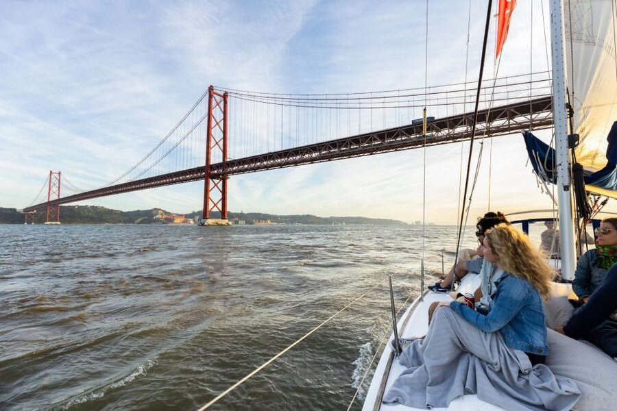 Lisbon: Sailing Tour on the Tagus River - Your River Route: Belém, the 25 de Abril Bridge, and Back Past Christ the King