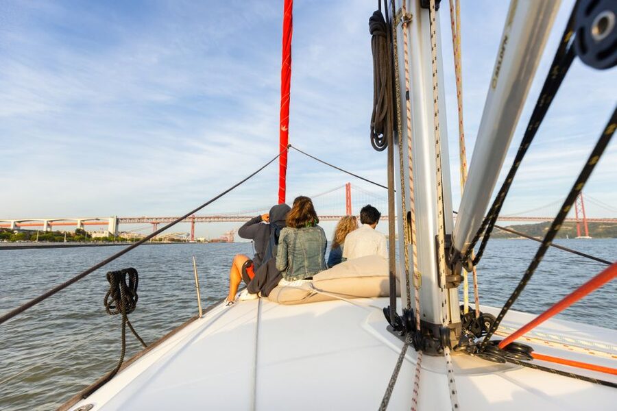 Lisbon: Sailing Tour on the Tagus River - Getting There: The White Van, Gate 1, and No-Mystery Meeting Point