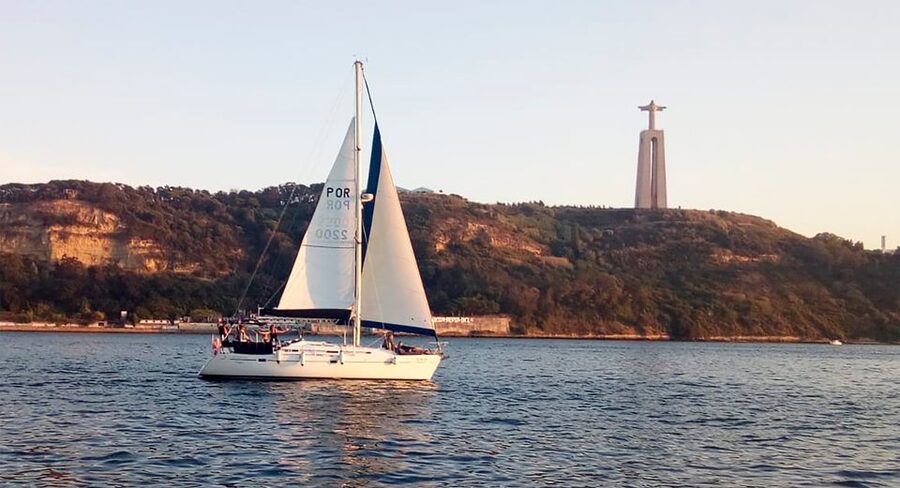 Lisbon: Sailing Tour with Wine and Snacks - Key Highlights You’ll Care About