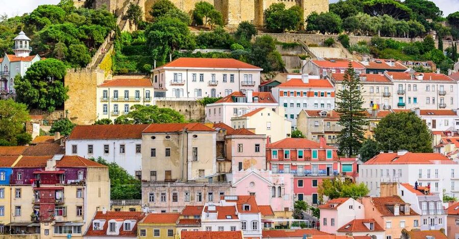 Lisbon: Saint George's Castle Entry Ticket and Guided Visit - Why São Jorge Castle feels worth a guided visit