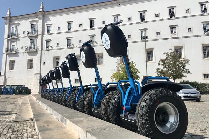Lisbon Segway 1.5-Hour Private Tour: Bairro do Castelo, Mouraria - Lisbon Cathedral (Sé): oldest church energy in 10 minutes