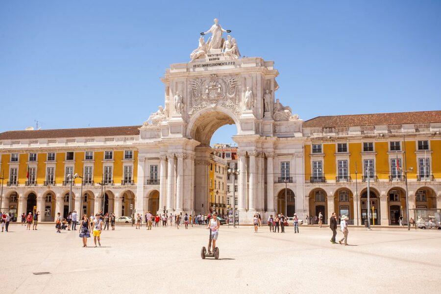 Lisbon: Segway Medieval Tour of Alfama and Mouraria - Mouraria: Multi-Ethnic Streets, Fado Corners, and Street Art