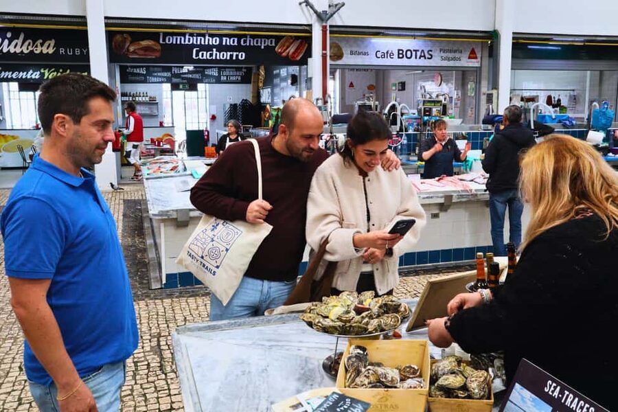 Lisbon: Setúbal Market and Wine tour with Cooking class - Wine, cheese, and dessert: what’s actually included