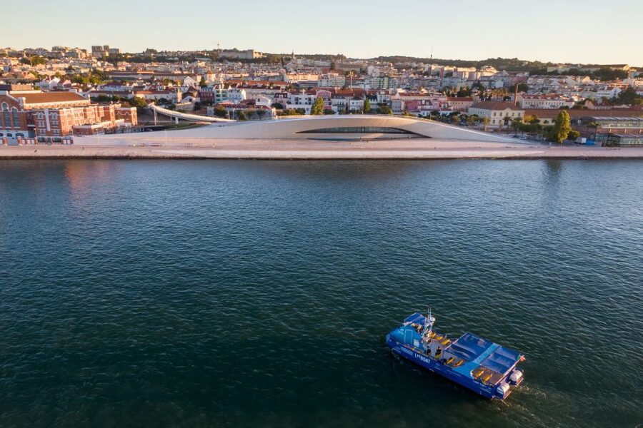 Lisbon: Sightseeing Boat Tour with Hop-On Hop-Off Option - Where the boat starts: docks around the river