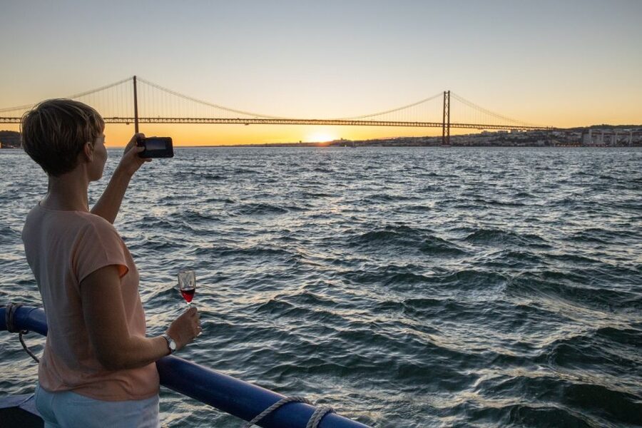 Lisbon: Sightseeing Boat Tour with Hop-On Hop-Off Option - MAAT and the shift from classic to modern