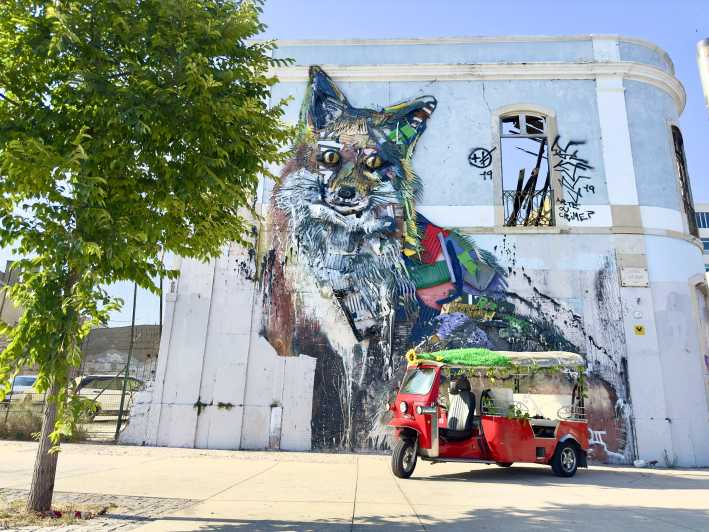 Lisbon: Sightseeing City Tour by Tuk-Tuk - Lisbon Cathedral and City Hall: the 12th-century anchor stop
