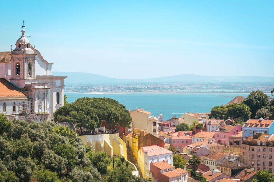 Lisbon: Sightseeing City Tour by Tuk-Tuk - Graça viewpoints: Portas do Sol to Senhora do Monte