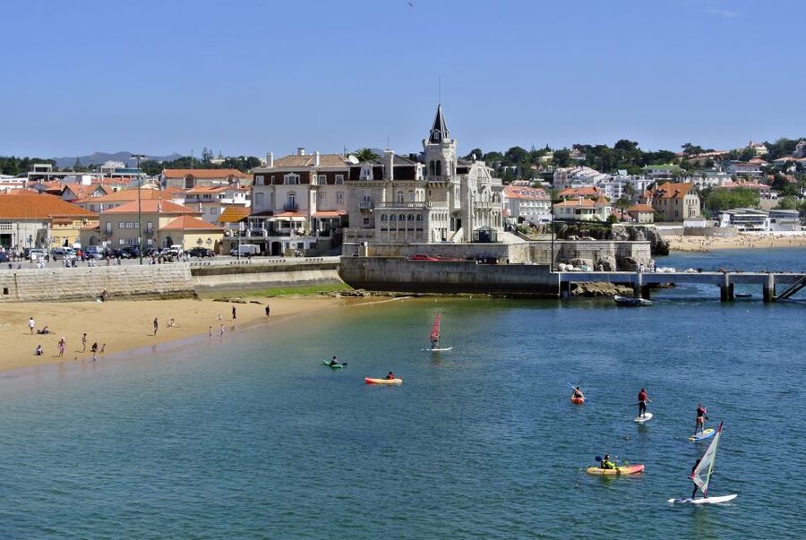 Lisbon: Sintra, Azenhas do Mar and Cascais Day Trip - Sintra’s palace world: where the fairytale part becomes real