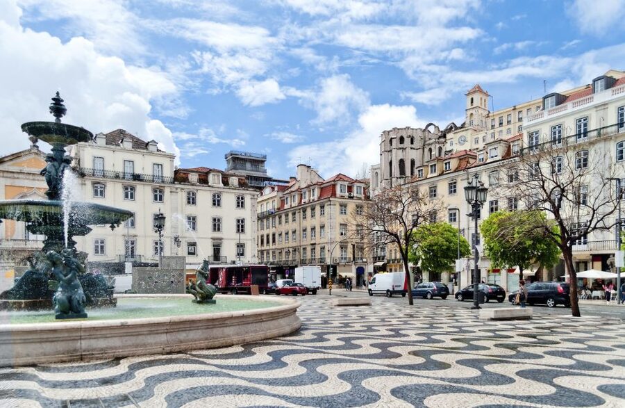 Lisbon & Sintra: Full-Day Private Tour - First stop: Lisbon orientation from Eduardo VII Park to Rossio