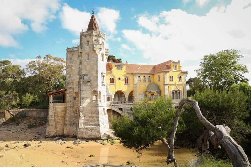 Lisbon: Sintra, Pena, Cascais & Cabo Day Tour With Tickets - Cascais in the afternoon: marina energy and an old town you can actually explore