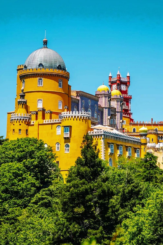 Lisbon: Sintra, Pena, Moorish Castle, Cabo Da Roca & Cascais - Cascais and Boca do Inferno: Sea Sound, Not Just a View