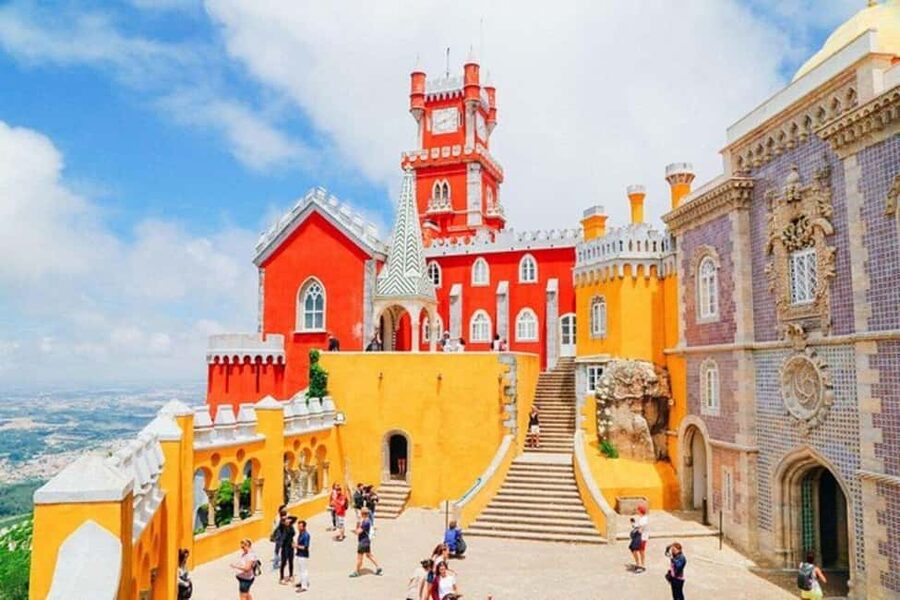 Lisbon: Sintra, Pena, Moorish Castle, Regaleira & Cascais - Your Route from Lisbon: Pickup, Order, and How the Day Stays Manageable