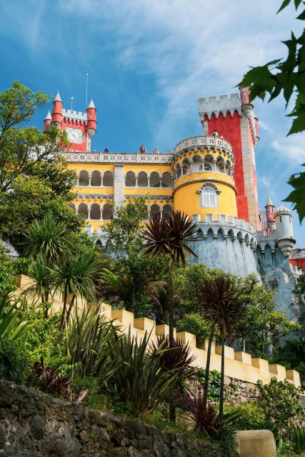 Lisbon: Sintra, Pena Palace, Cabo da Roca & Cascais Day Tour - Key Moments That Make This Tour Work
