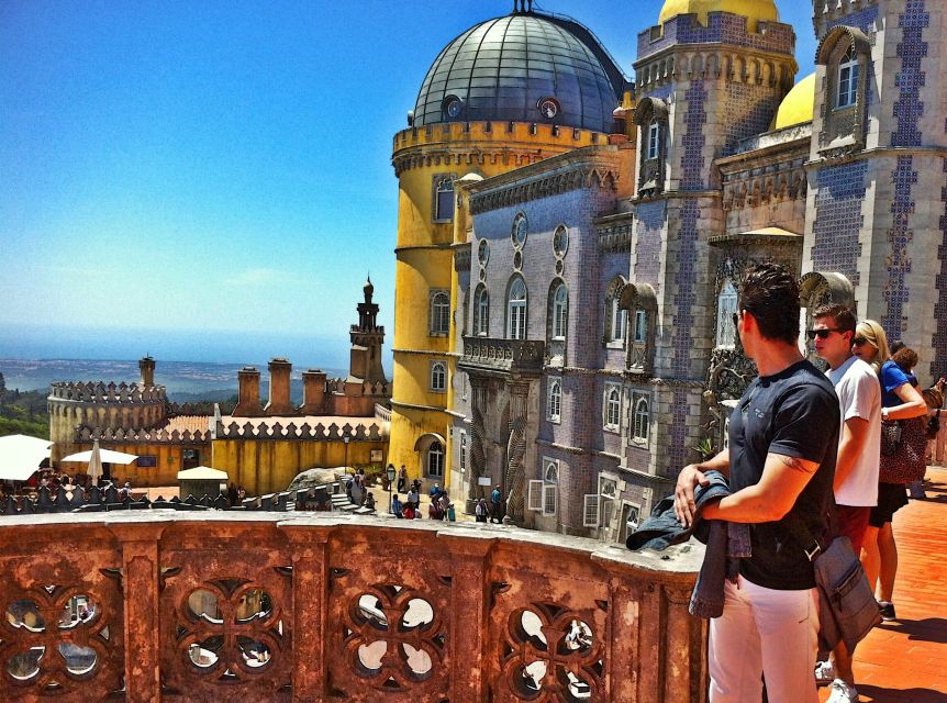 Lisbon: Sintra & Pena Palace Half-Day Tour with Hotel Pickup - Why this half-day Sintra-and-coast plan works from Lisbon