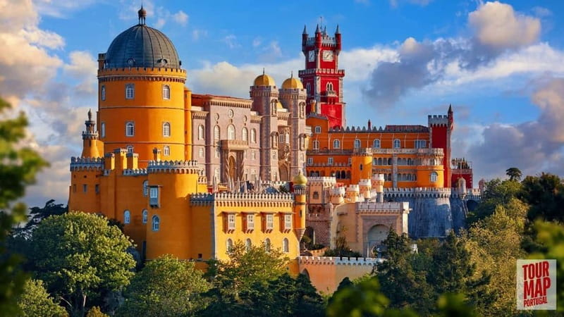 Lisbon: Sintra, Pena Palace, Moorish Castle & Regaleira Tour - Key points before you go
