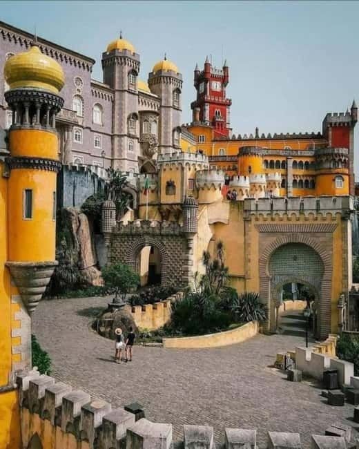 Lisbon: Sintra, Pena Palace, Moorish Castle & Regaleira Tour - Quinta da Regaleira: the gardens you will remember
