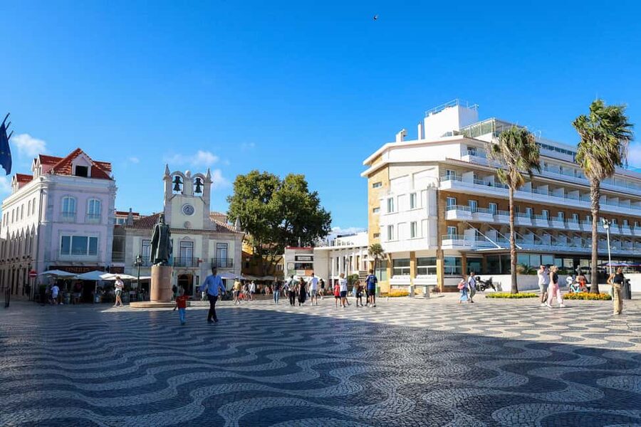 Lisbon: Sintra, Pena Palace & Wine Tasting Small-Group Tour - The ride to Cabo da Roca: why the coastal drive matters