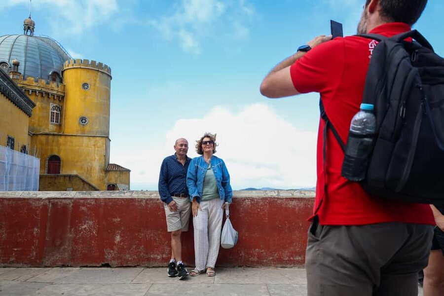 Lisbon: Sintra, Pena Palace & Wine Tasting Small-Group Tour - The Pena Palace piece: exterior focus and the walk challenge
