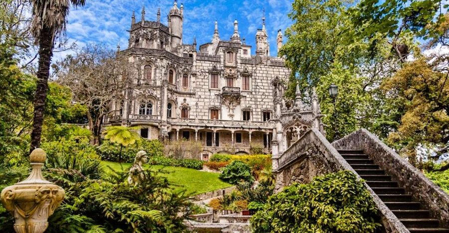 Lisbon: Sintra, Quinta da Regaleira, Cabo da Roca & Cascais - Sintra Historic Center Break: Lawrence’s Hotel, Pastries, and a Slow Walk