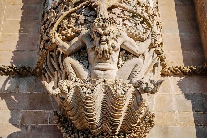 Lisbon: Sintra Town,Pena Palace, Moorish Castle& Quinta Regaleira - Centro Histórico de Sintra: Start in the UNESCO Core