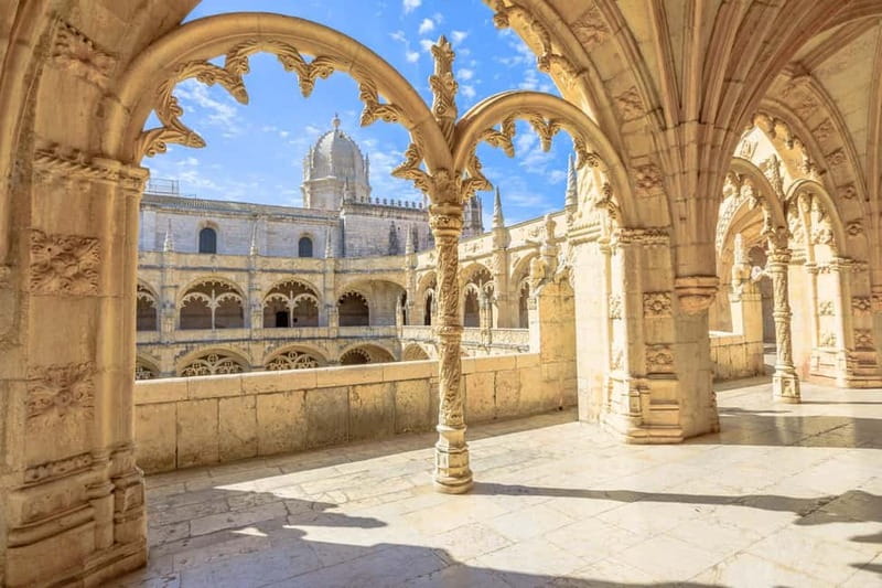 Lisbon: Skip-the-line Jerónimos Monastery Tour with Tickets - Cloisters and Manueline maritime details you should look for