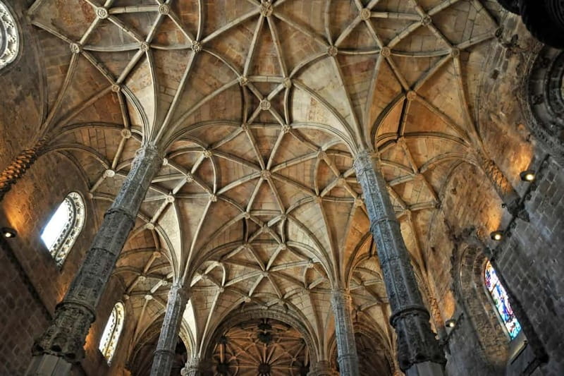 Lisbon: Skip-the-line Jerónimos Monastery Tour with Tickets - The guide matters more than you think